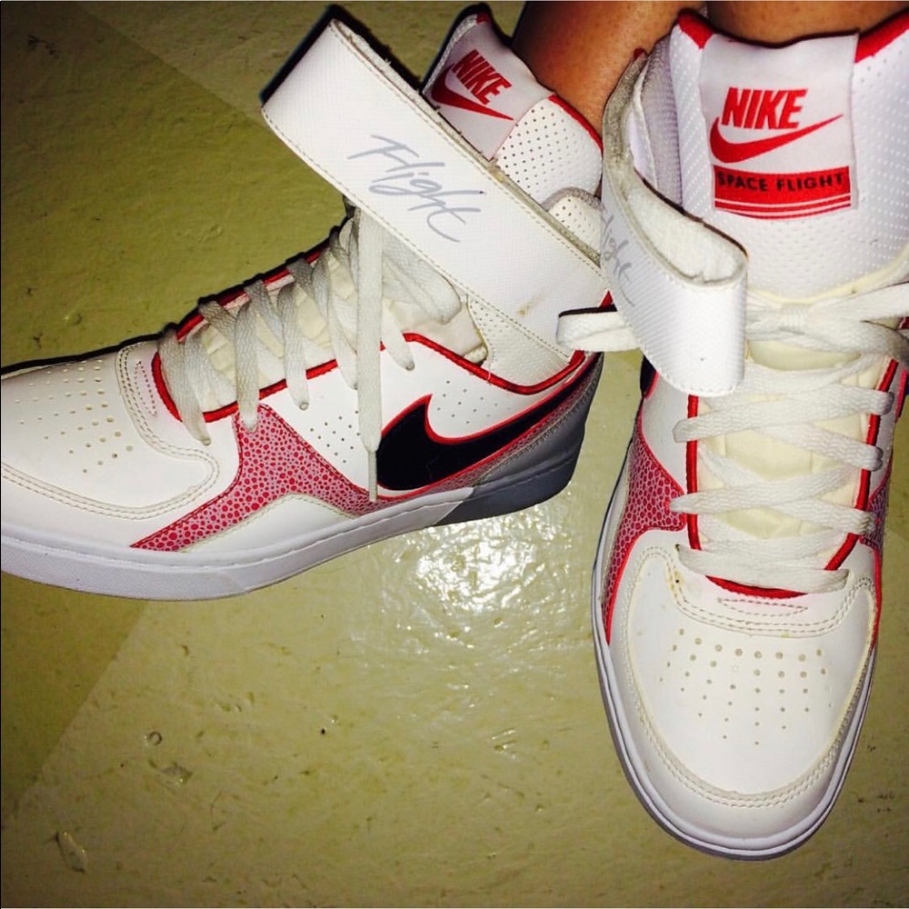 Nike Space Flight